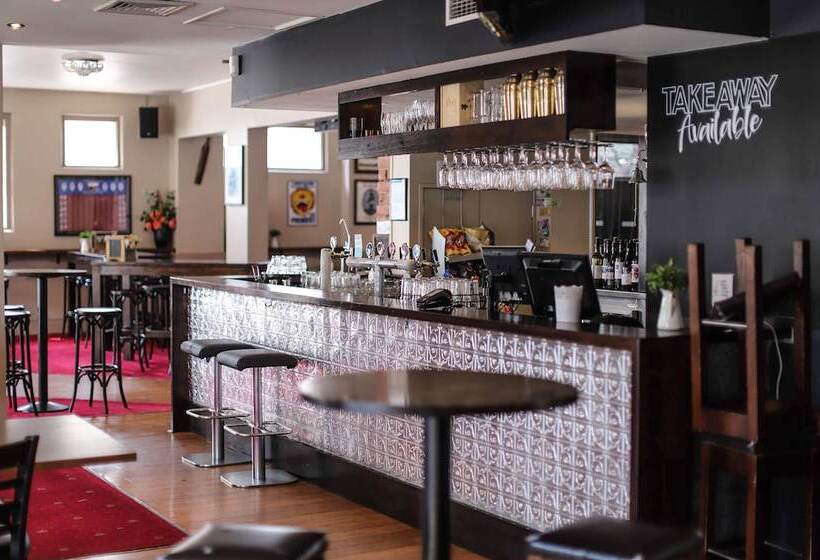 Хостел Royal Derby