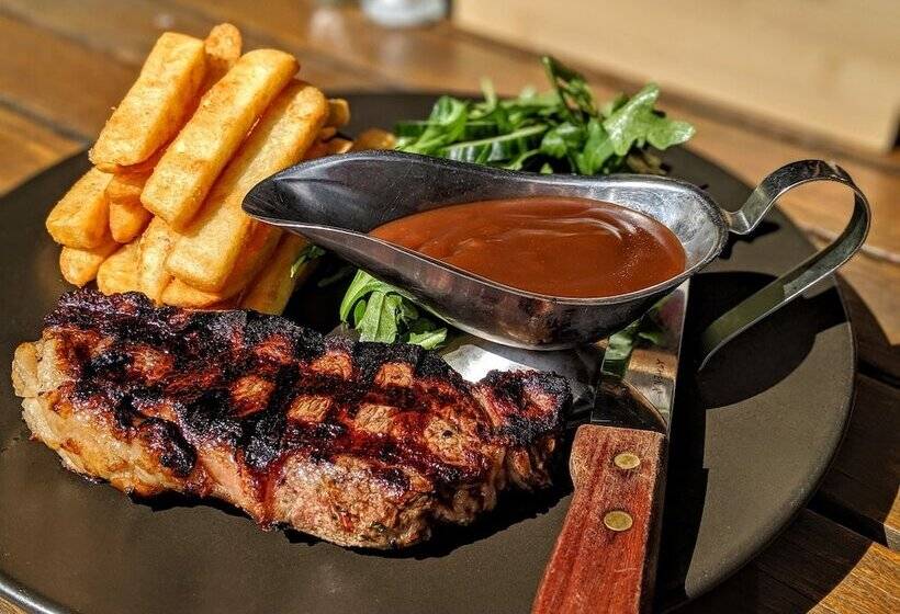 Хостел Royal Derby