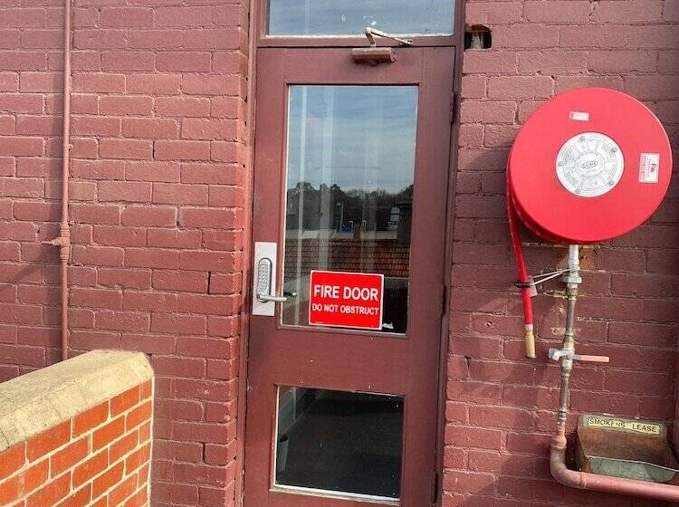 Хостел Royal Derby