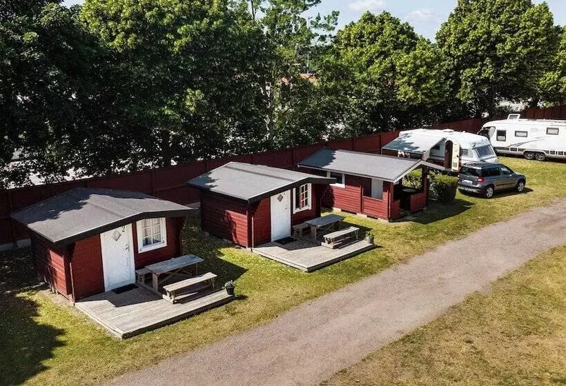 Hotelli Korskullens Camping Stugor & Cafe