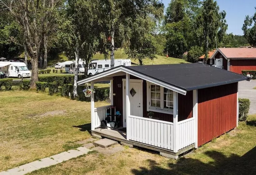 Hotelli Korskullens Camping Stugor & Cafe