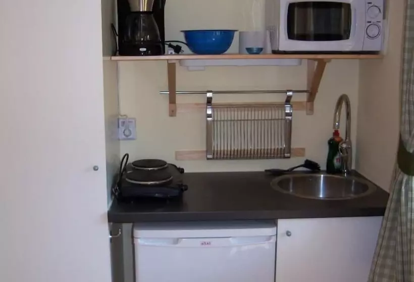 Hotelli Korskullens Camping Stugor & Cafe