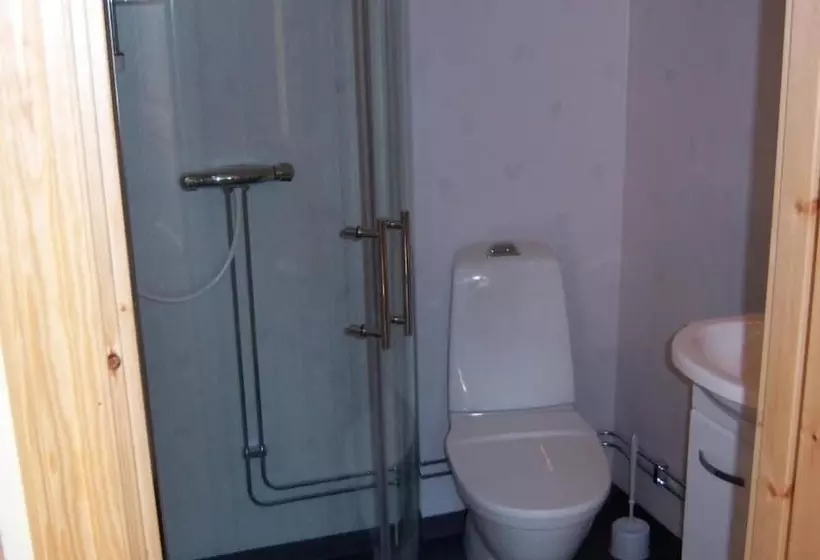 Hotelli Korskullens Camping Stugor & Cafe