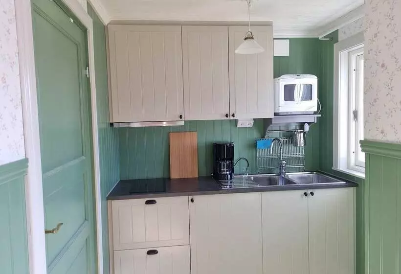 Hotelli Korskullens Camping Stugor & Cafe