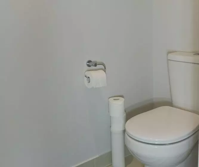 Luxury Waterfront Grand Villa In Melbourne