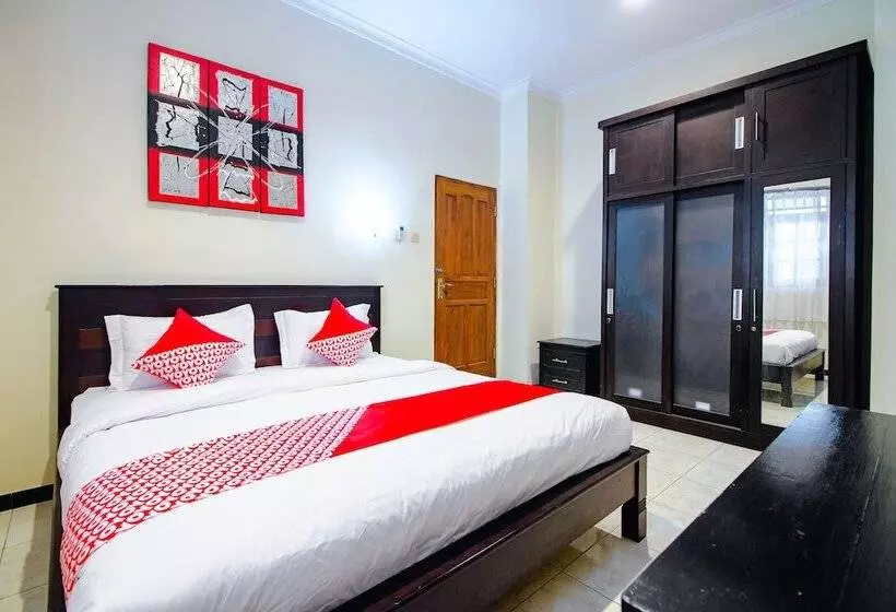 Majatalo Griya Joglo Homestay By Oyo Rooms