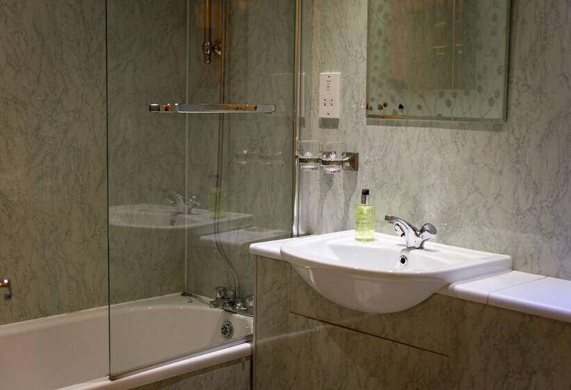 The Horse And Farrier Inn And The Salutation Inn Threlkeld Keswick