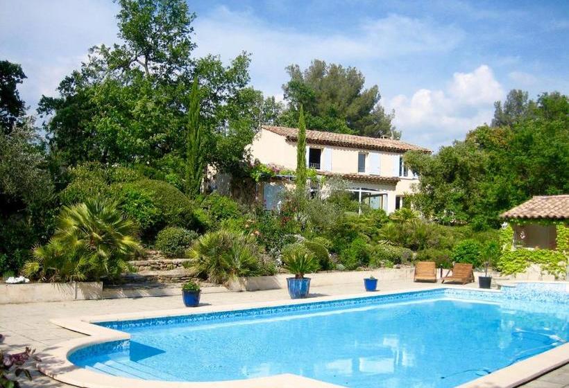 ベッドアンドブレックファースト Le Marijas