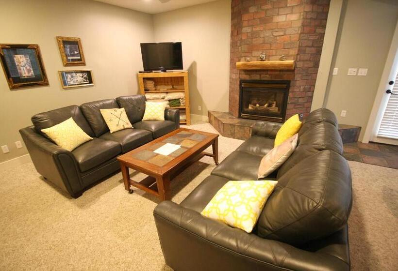 مبيت وإفطار Goldberry Woods