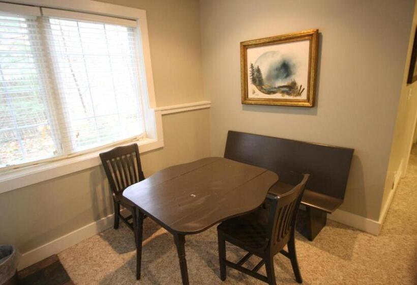 مبيت وإفطار Goldberry Woods