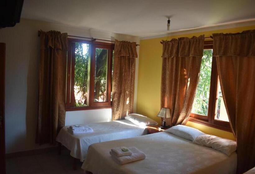 Хостел Benitez Hosteria