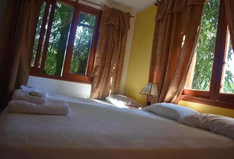 Hostelli Benitez Hosteria