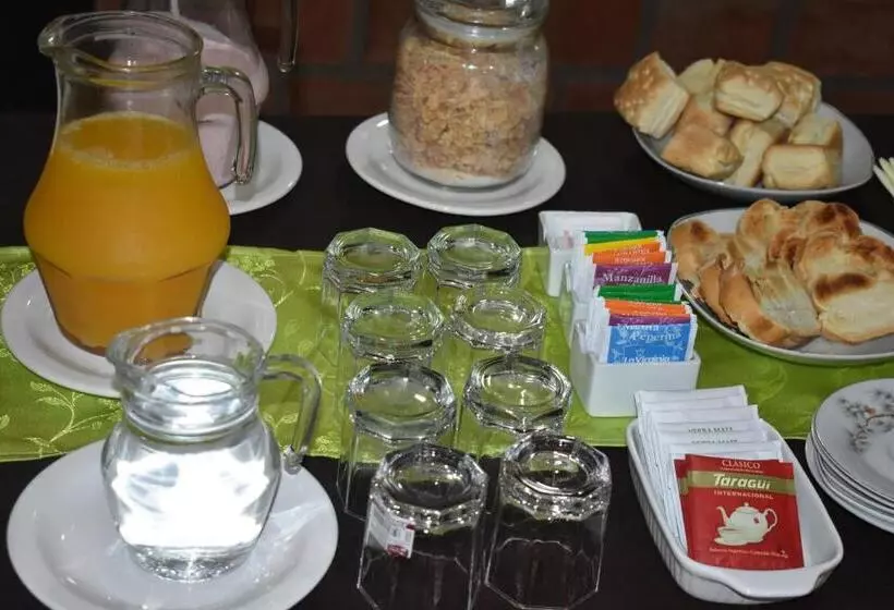 Hostelli Benitez Hosteria