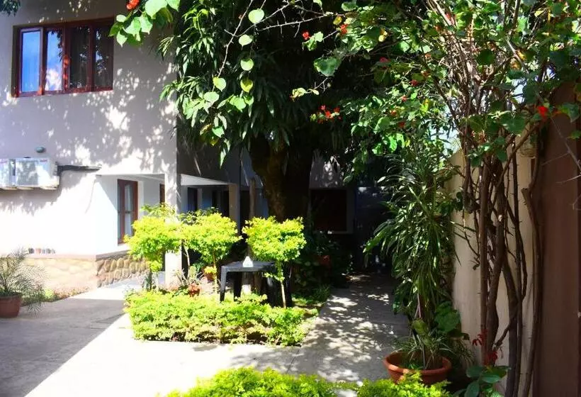 Hostelli Benitez Hosteria