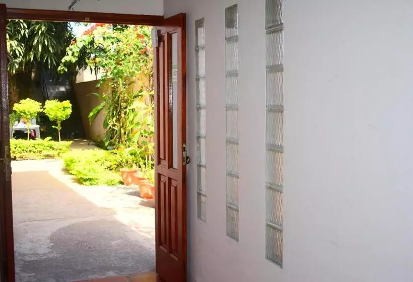 Hostelli Benitez Hosteria