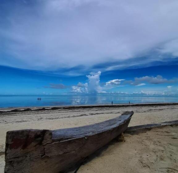 בית מלון כפרי Garden Beach Bungalows Jambiani