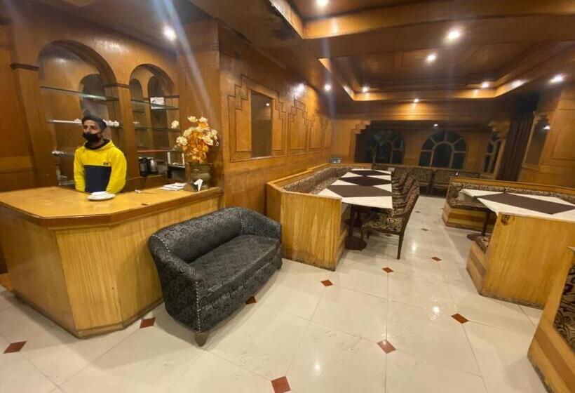 فندق Grand Him Queen Ac Centralized