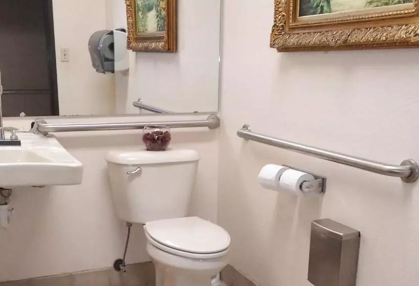 Hotelli Heritage Place Inn & Suites