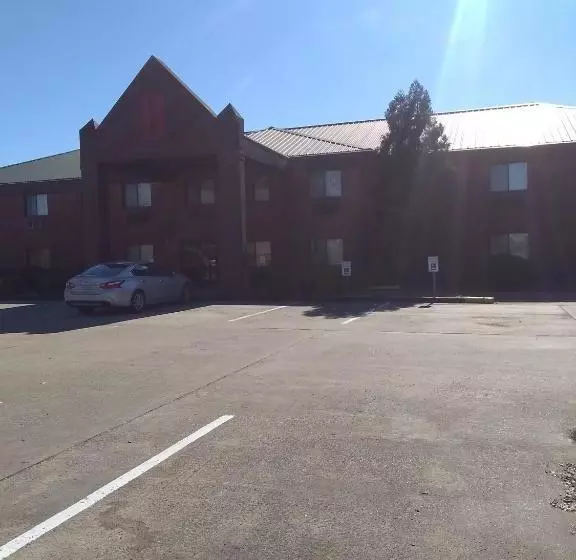 Hotelli Heritage Place Inn & Suites