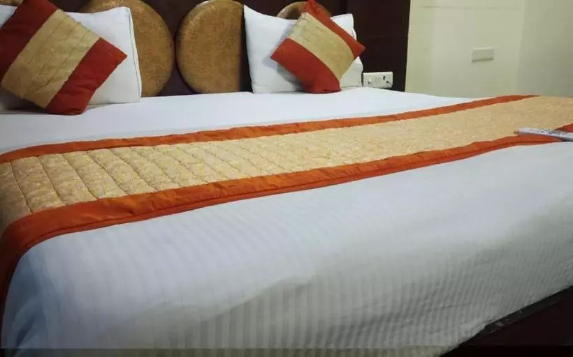 ホテル Adb  Rooms  Saya Deluxe