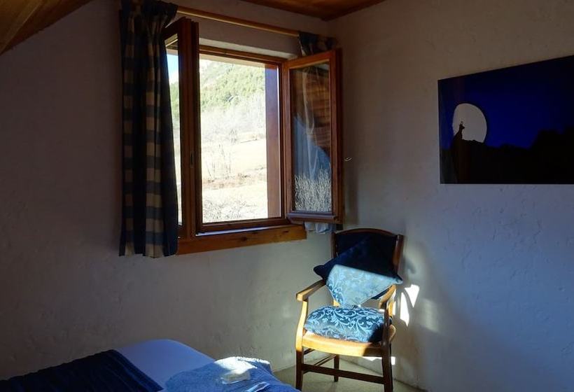 ペンション Gite Les Carlines