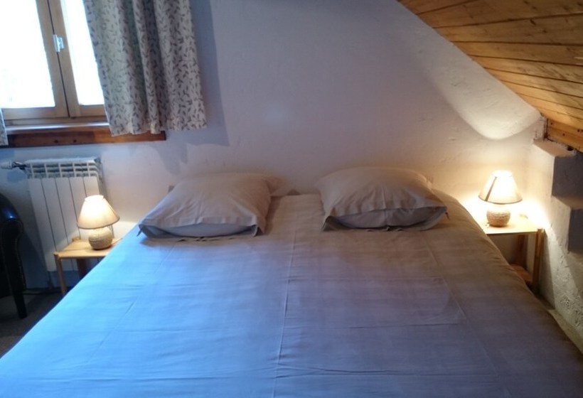 ペンション Gite Les Carlines