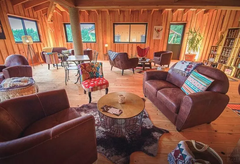 Hotelli Domaine De La Vitarelle Glamping