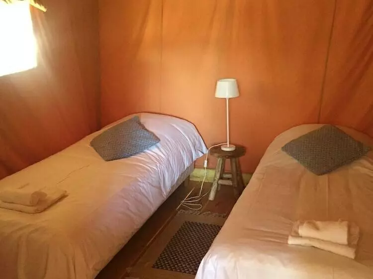 Hotelli Domaine De La Vitarelle Glamping