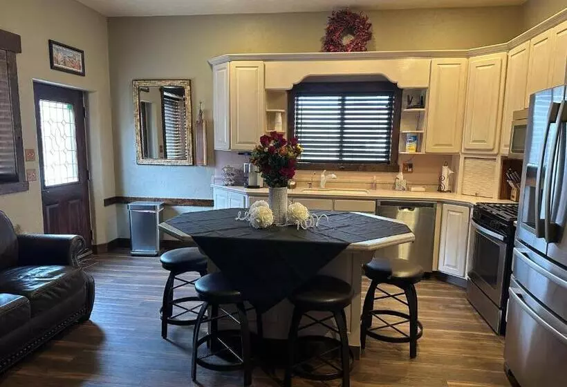 Hotelli Zion Cliff Lodge