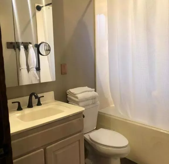 Hotelli Zion Cliff Lodge