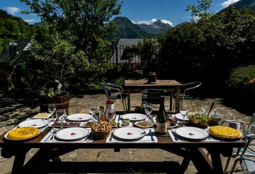 Casa Rural Dera Hont