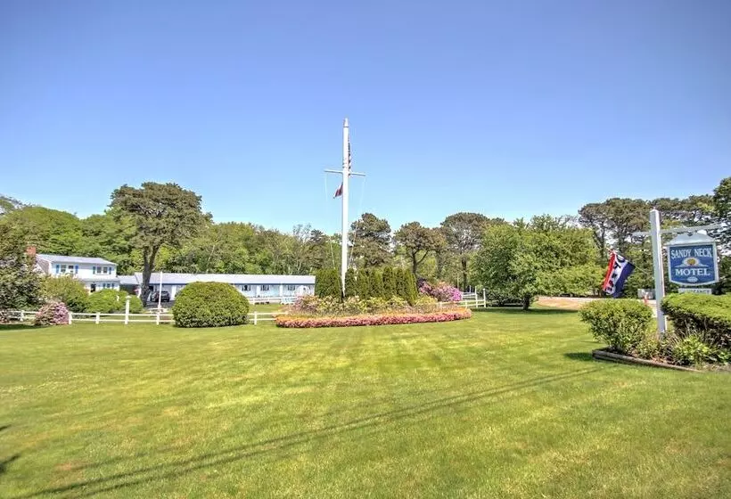 Sandy Neck Motel
