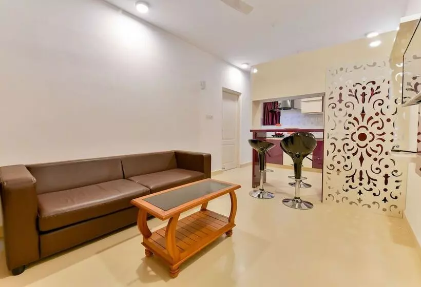 Sunpaul Dezira Blueberry By Oyo Rooms