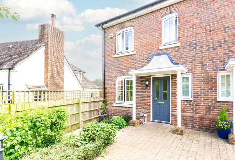 住宿加早餐  Riverside Stays, Shefford