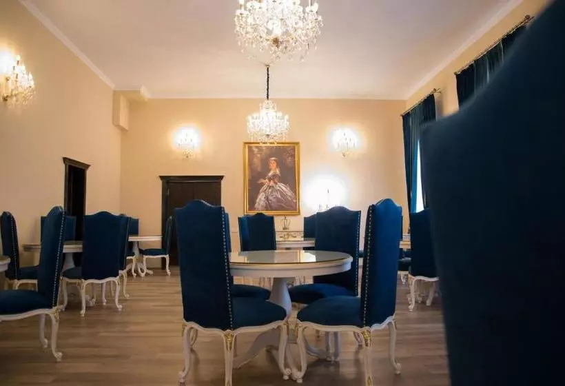 Hotelli Boutique Vila Lakastel