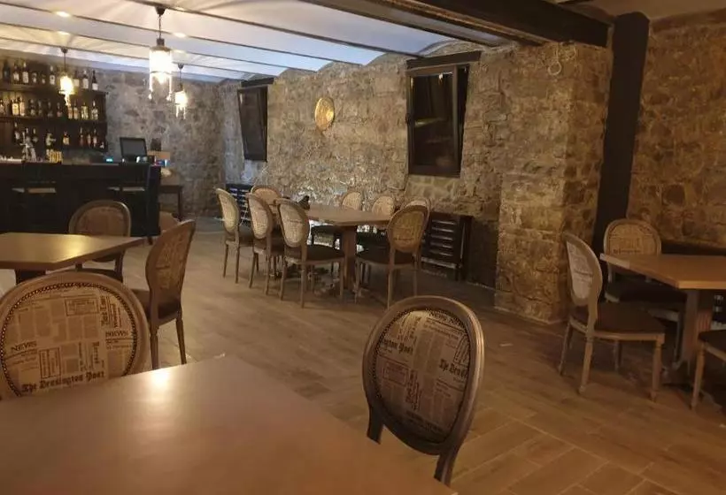 Hotelli Boutique Vila Lakastel