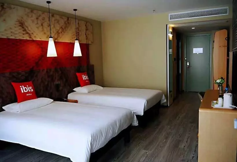 Hotelli Ibis Guangyuan City Square
