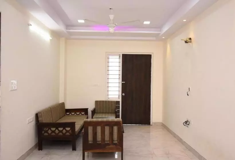 هتل Oyo 29189 Maurya  & Garden