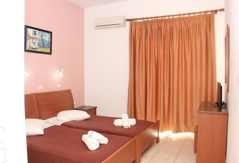 Nikos Studios Meltemi Family Suite Penthouse