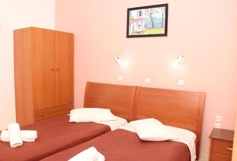 Nikos Studios Meltemi Family Suite Penthouse