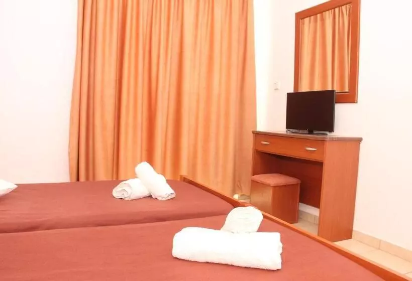 Nikos Studios Meltemi Family Suite Penthouse