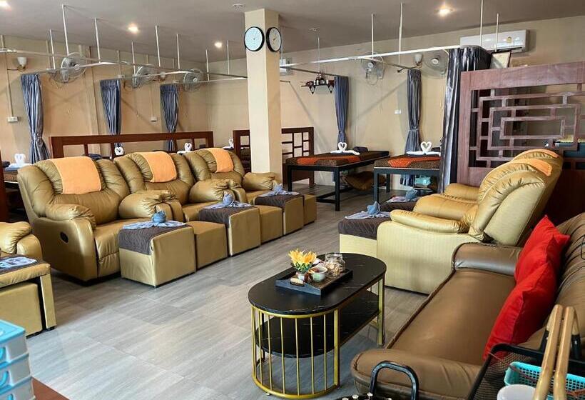 פנסיון Dang Sea Beach Resort   Sha