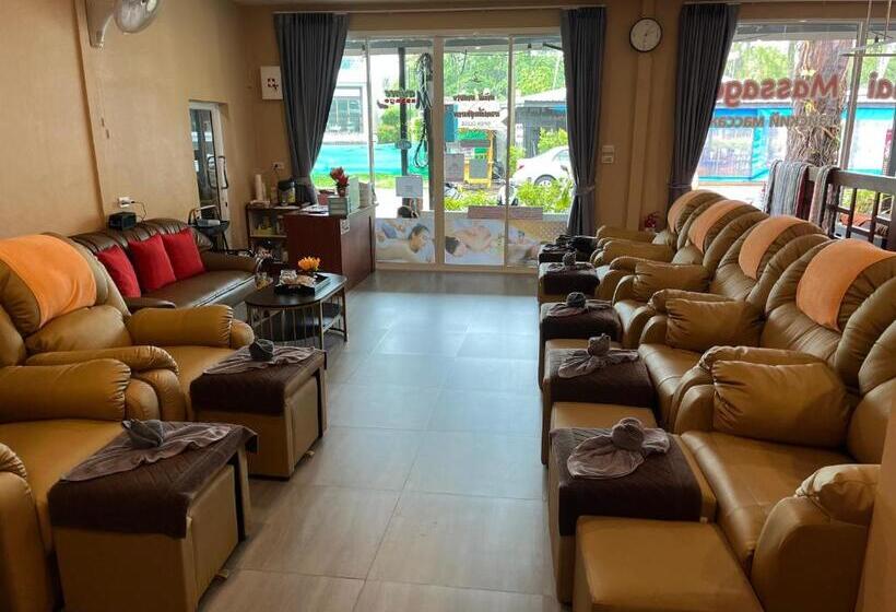 פנסיון Dang Sea Beach Resort   Sha