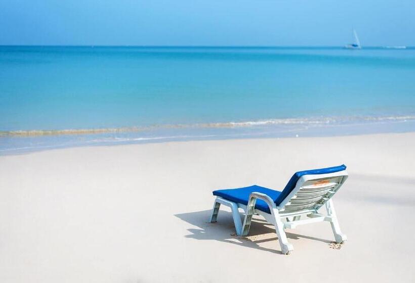 פנסיון Dang Sea Beach Resort   Sha