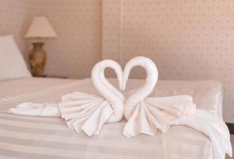 פנסיון Dang Sea Beach Resort   Sha