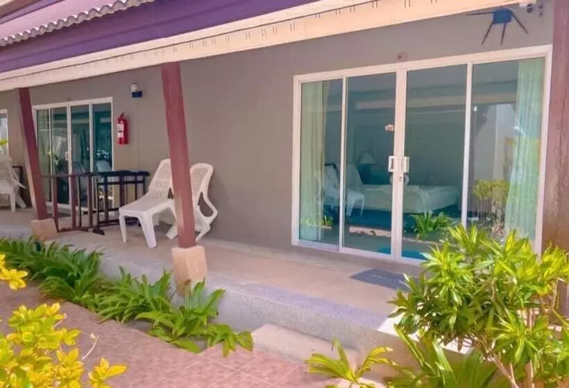 ペンション Dang Sea Beach Resort   Sha