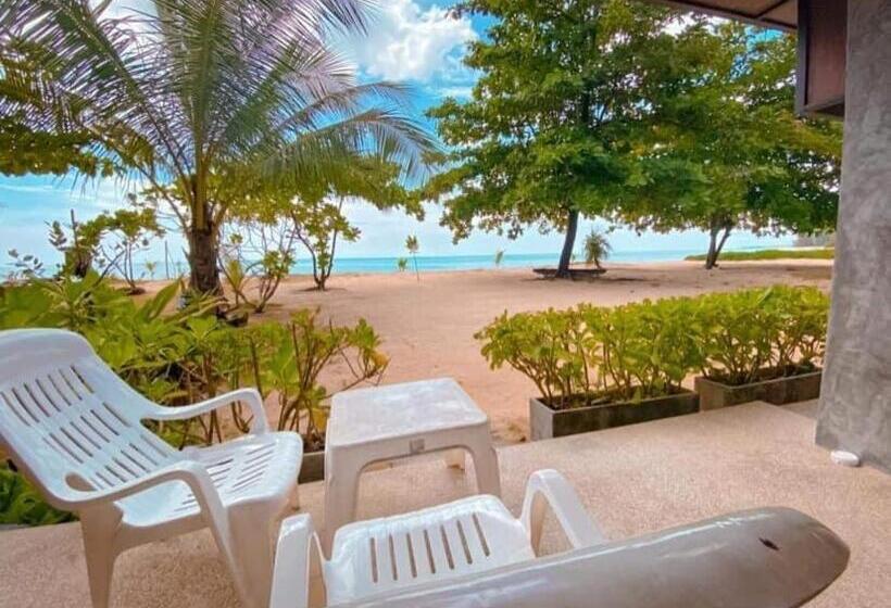 פנסיון Dang Sea Beach Resort   Sha