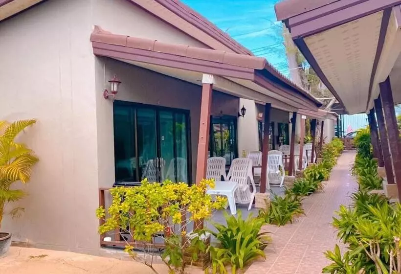 ペンション Dang Sea Beach Resort   Sha