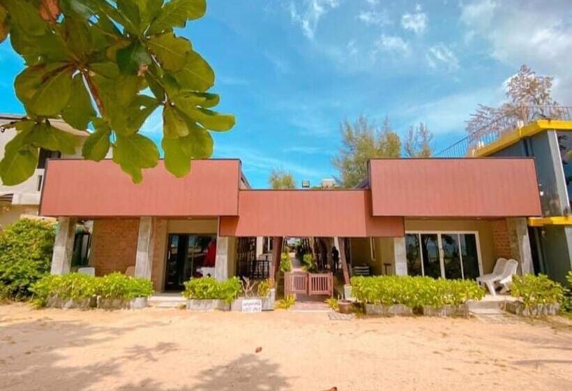 פנסיון Dang Sea Beach Resort   Sha