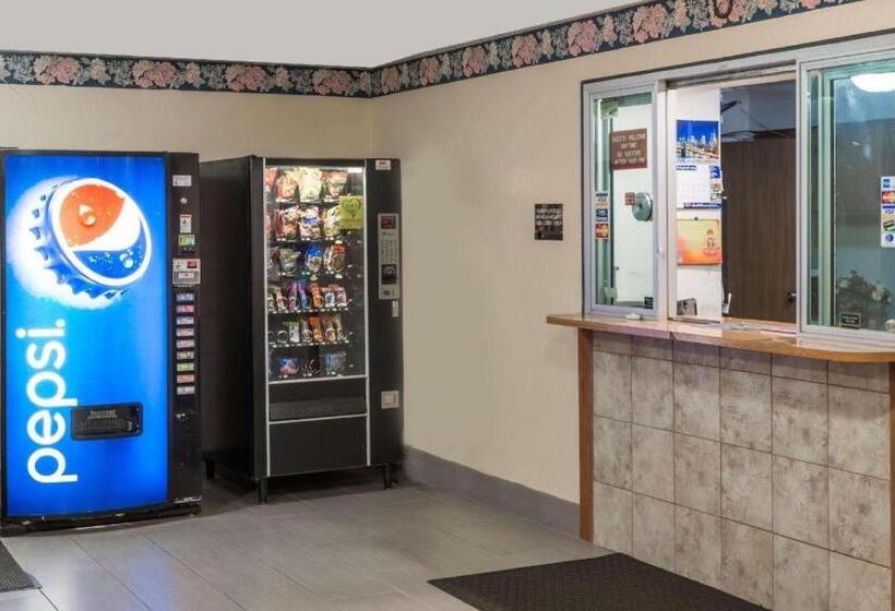 Отель Knights Inn Ferguson Mo